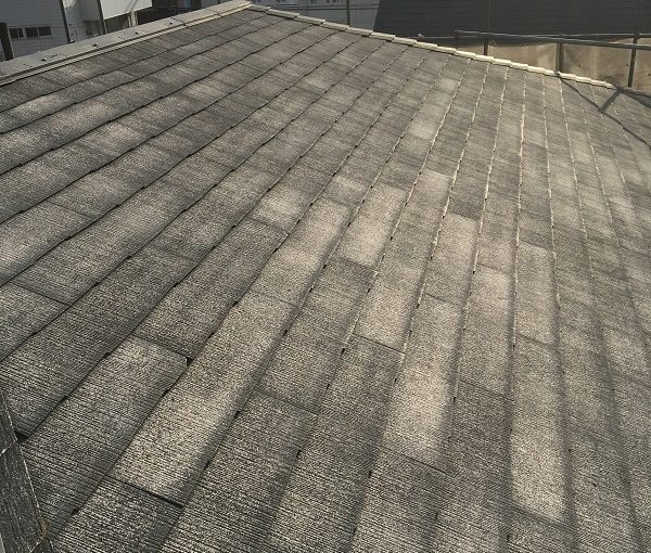 群馬県高崎市　屋根塗装　雨漏り現場調査　シーリングの劣化